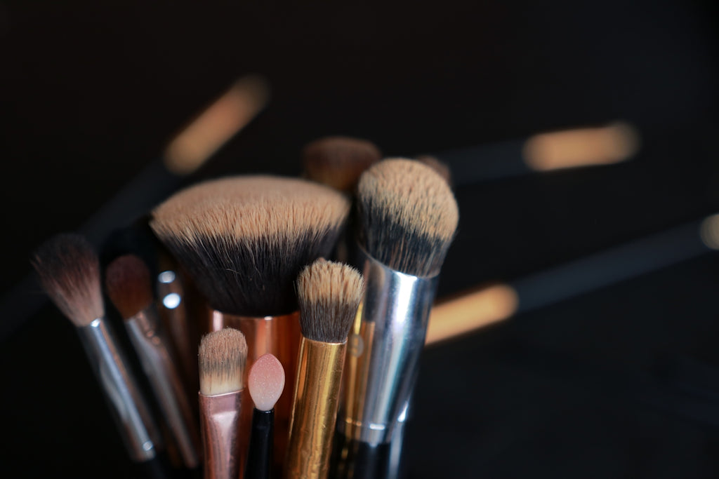 Production cosmétique sur mesure: comment cela fonctionne réellement
