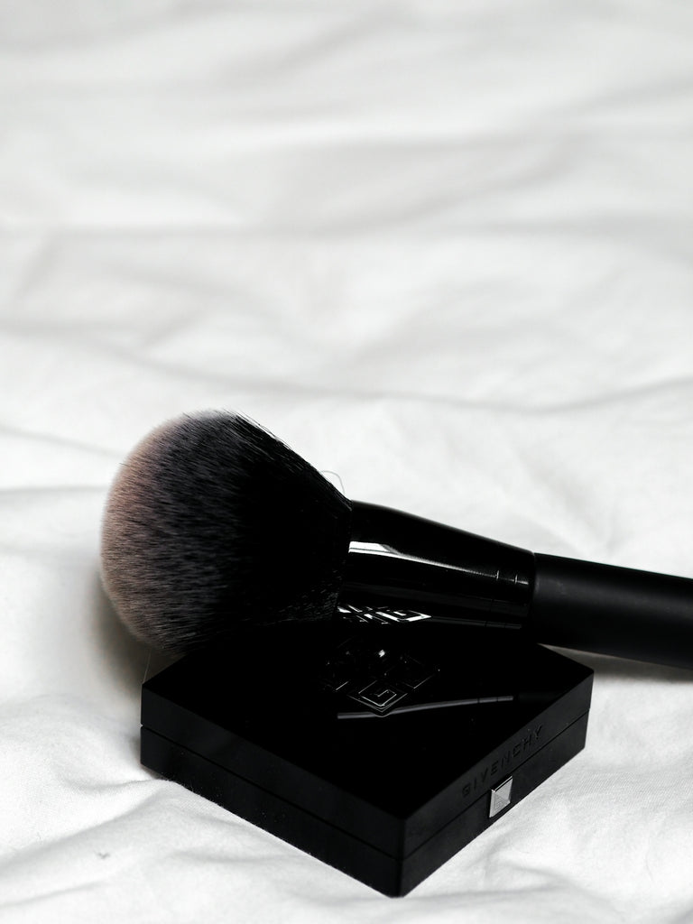 Les étapes clés pour une production cosmétique sur mesure efficace