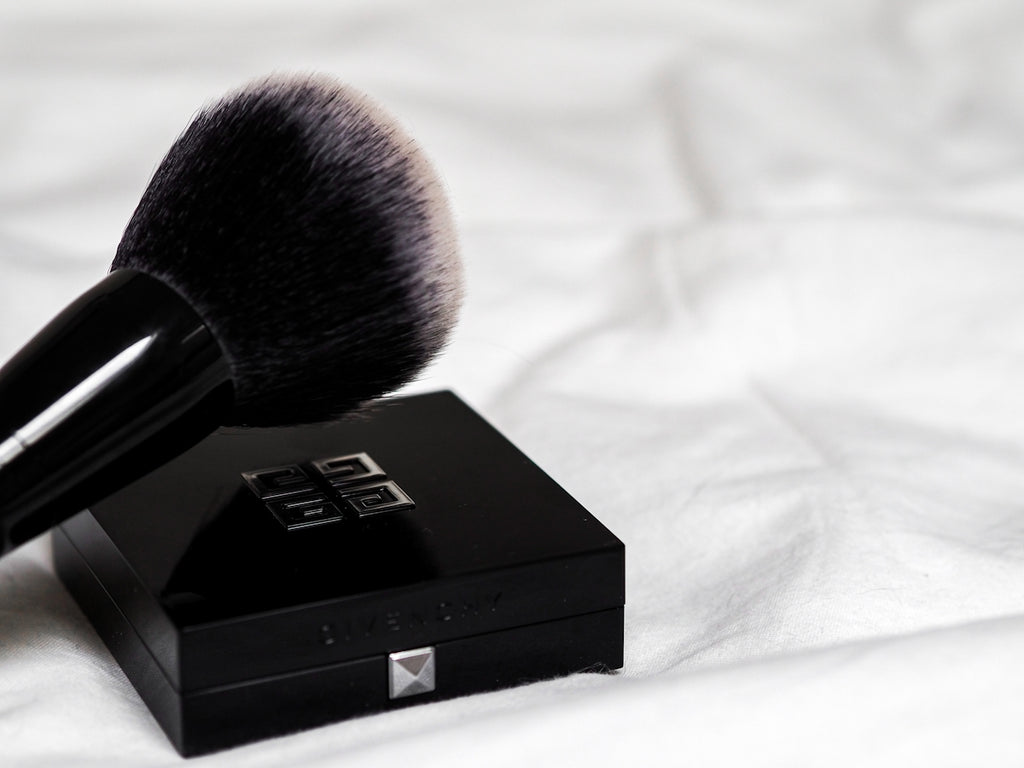 Découvrez la production cosmétique sur mesure en toute simplicité